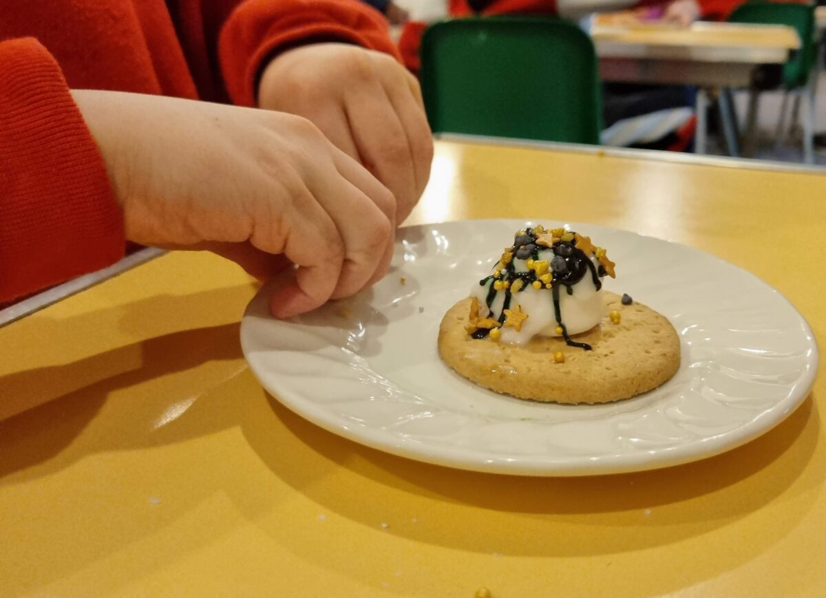 Christmas Decorating with the Anchors